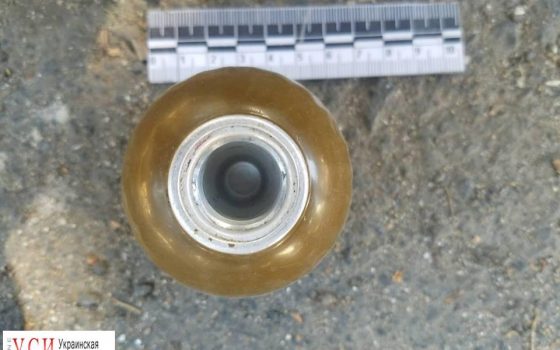 Одесса: мужчина пытался продать гранату на рынке (фото) «фото»