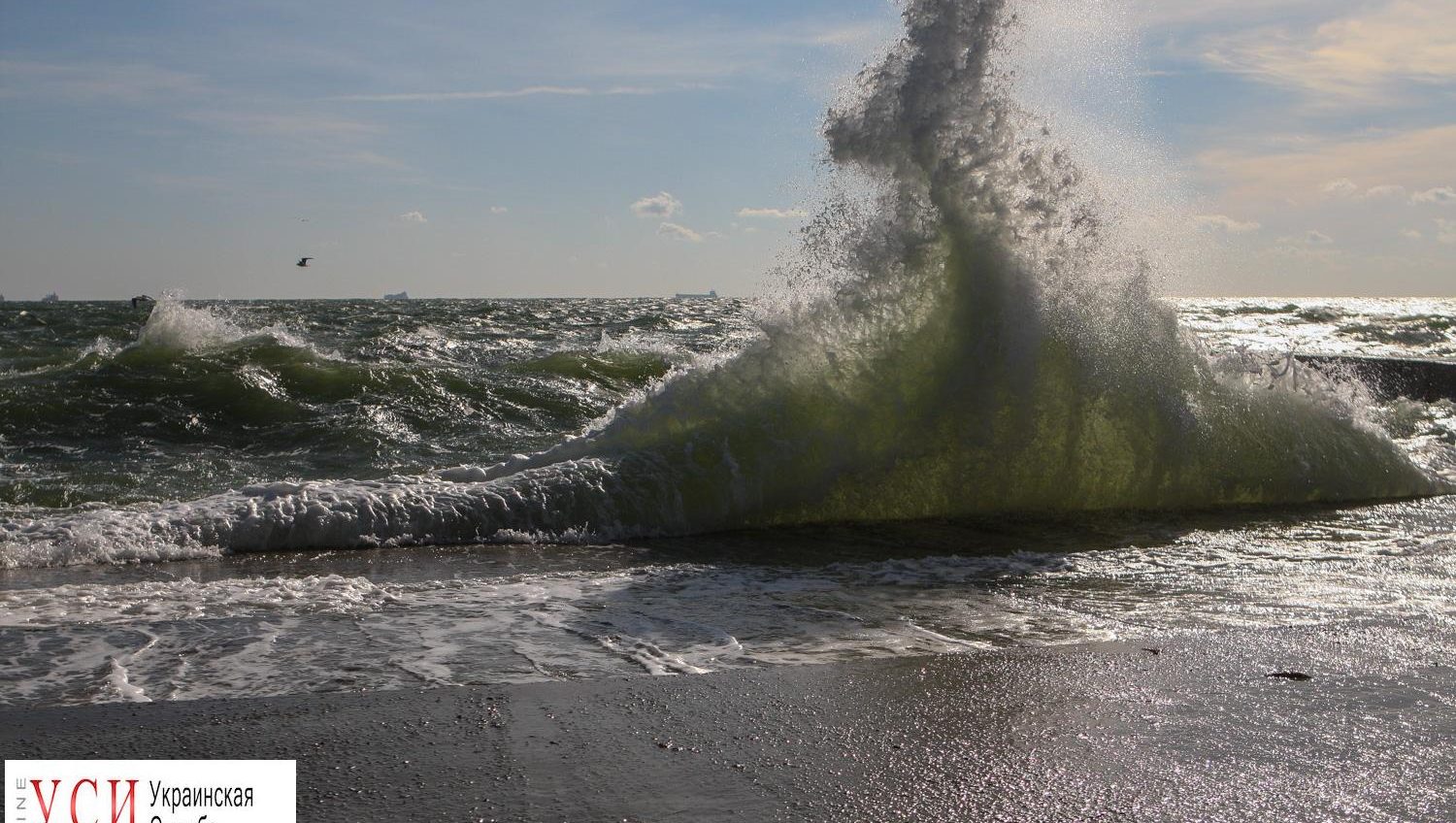 Первый осенний шторм: как выглядит одесское побережье (фоторепортаж) «фото»