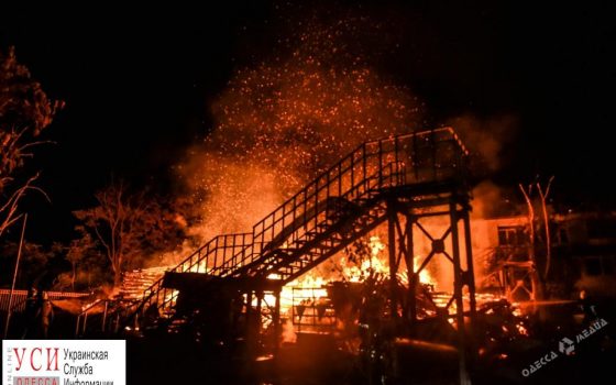 В Одессе горел детский лагерь: двое детей погибли (фото, видео) usionline.com В Одессе горел детский лагерь: двое детей погибли (фото, видео) «фото»