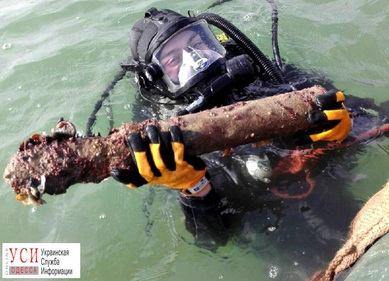 Одесская область: водолазы поднимают на поверхность боеприпасы с затонувшего немецкого судна “Теодорих” (фото) «фото»