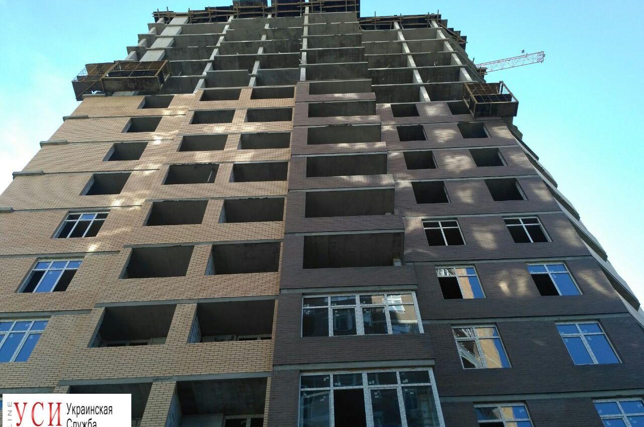 “Стикон” на университетской земле в Одессе строит высотки без документов (фото) «фото»