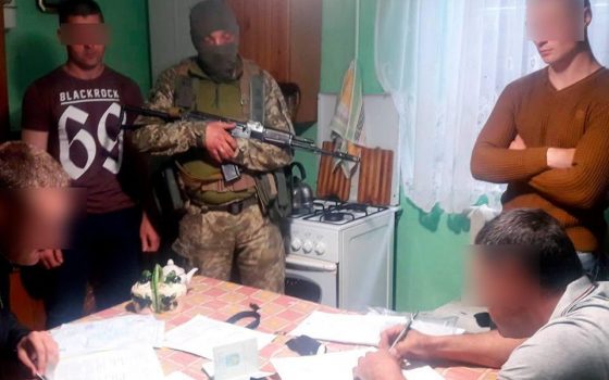 Правоохранители перекрыли канал незаконной переправки одесских моряков на работу через оккупированный Крым (фото) «фото»