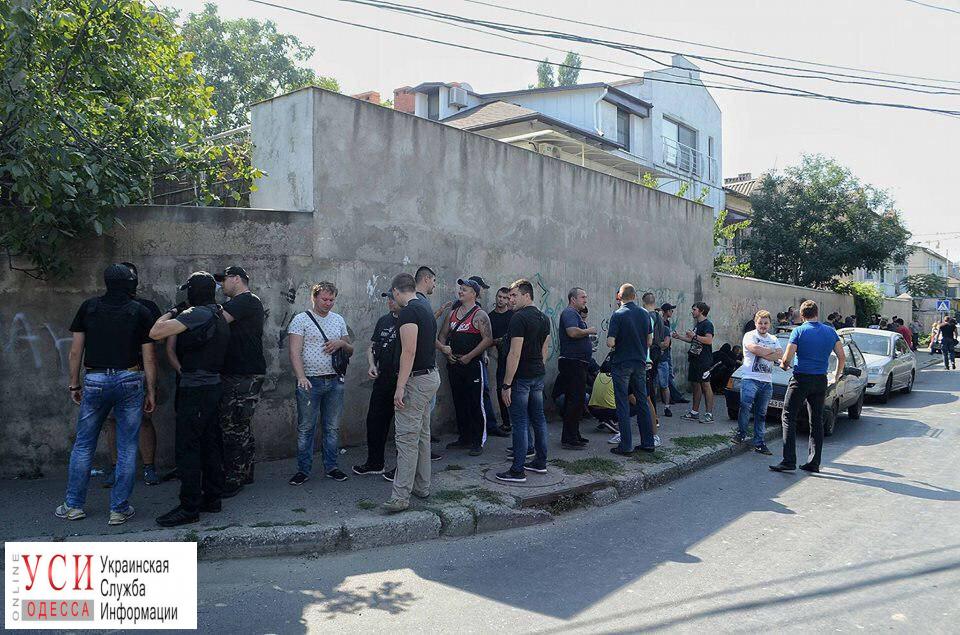 В Одессе начались беспорядки, организованные группировкой Корчинского (фото) «фото»
