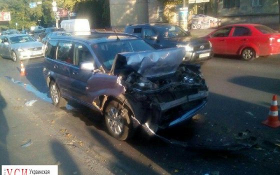 Пьяный водитель врезался в маршрутку: пострадали женщина с ребёнком (фото) «фото»