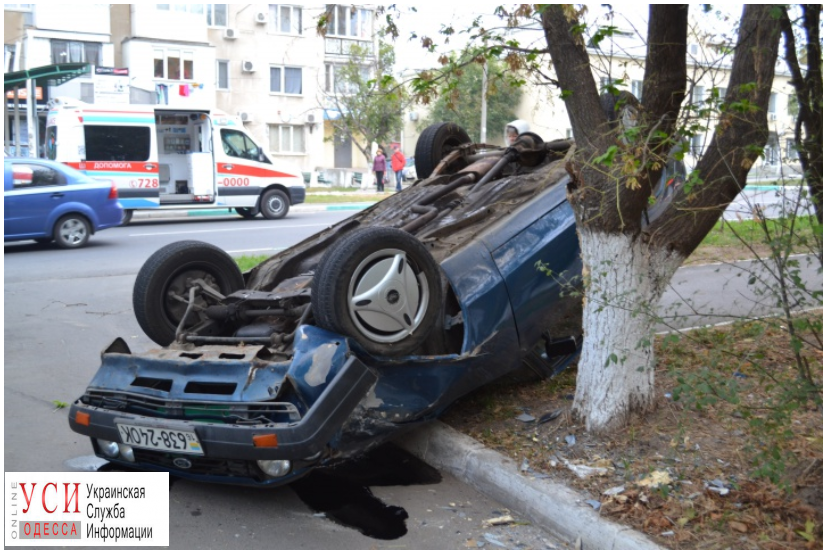 В Черноморске пьяный водитель сбил женщину на тротуаре (фото) «фото»
