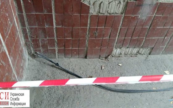 Порыв ветра оставил без света жилмассив в Одессе (фото) usionline.com Порыв ветра оставил без света жилмассив в Одессе (фото) «фото»