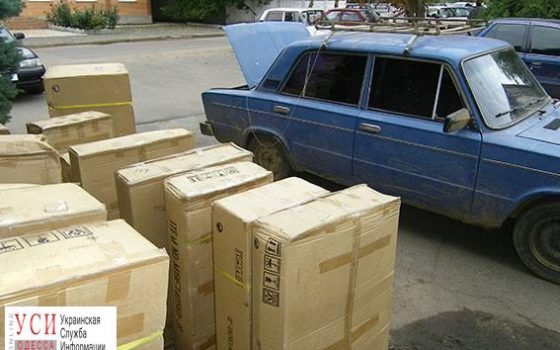 Полицейские задержали в Одесской области воров, которые пытались вывезти новую мебель с дачи usionline.com Полицейские задержали в Одесской области воров, которые пытались вывезти новую мебель с дачи «фото»