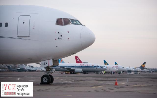 В одесском аэопорту экстренно сел самолет из России «фото»