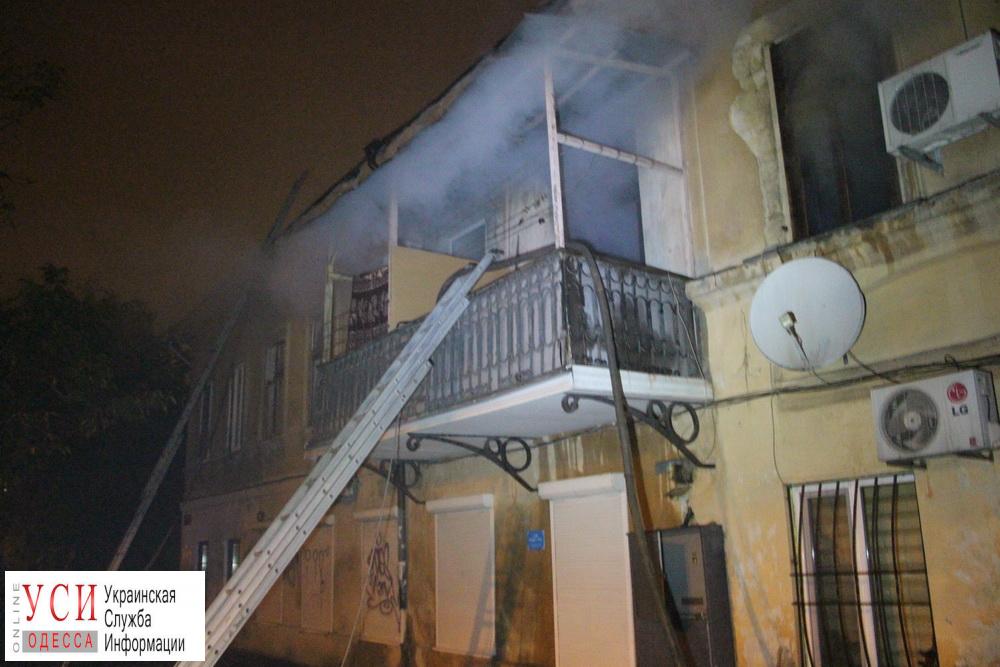 В центре Одессы горела квартира в двухэтажке (фото) «фото»