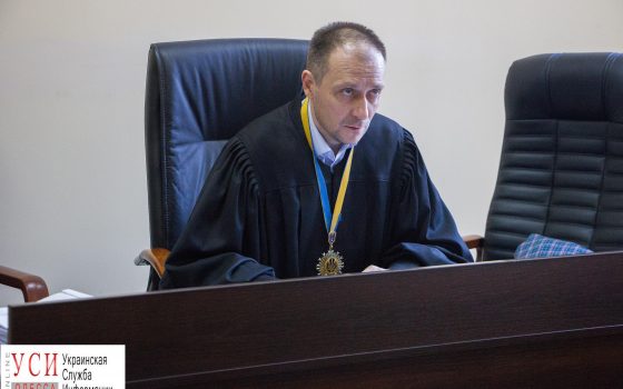 Суд закрыл производство по делу о Дворце Камо (фото) usionline.com Суд закрыл производство по делу о Дворце Камо (фото) «фото»