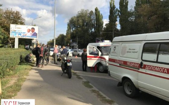 Мотоциклисты попали в аварию на 7 Фонтана: двое пострадавших (видео, фото) usionline.com Мотоциклисты попали в аварию на 7 Фонтана: двое пострадавших (видео, фото) «фото»