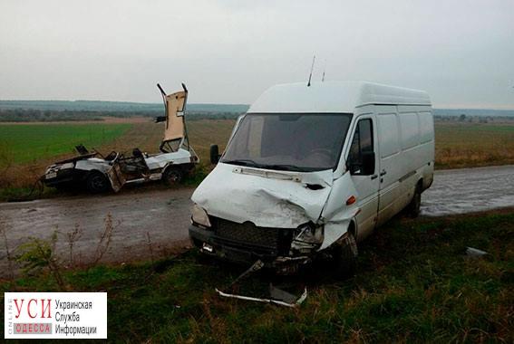 В Одесской области столкнулись легковушка и микроавтобус: есть погибший (фото) «фото»