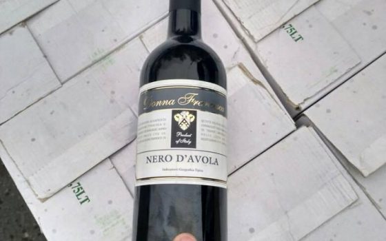 258 бутылок итальянского вина незаконно ввезли в Одесскую область (фото) «фото»