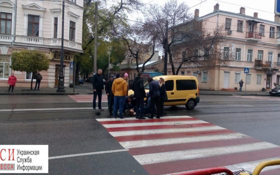 В центре Одессы сбили девушку на пешеходном переходе (фото) «фото»