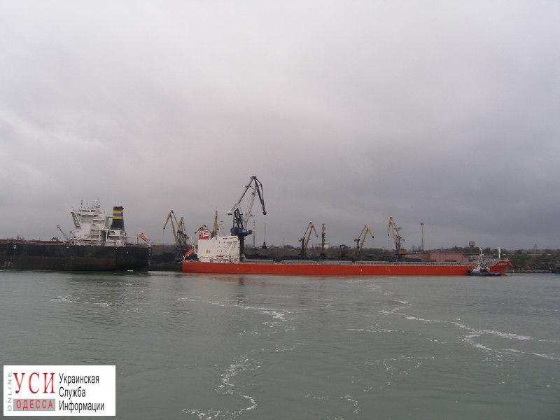 В порт “Южный” прибыл балкер с углем из США (фото) «фото»