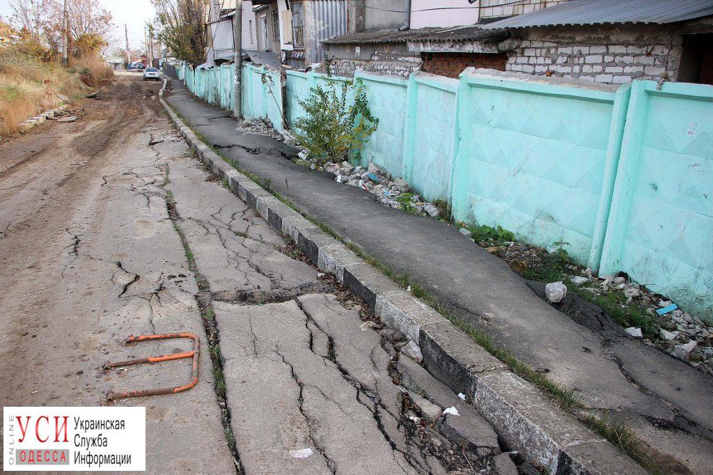 В Черноморске провели две комиссии, на которых решали проблемы с оползнями «фото»