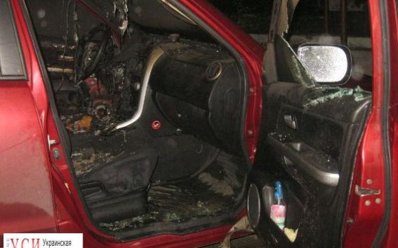 В Шабо неизвестные сожгли машину (фото) «фото»