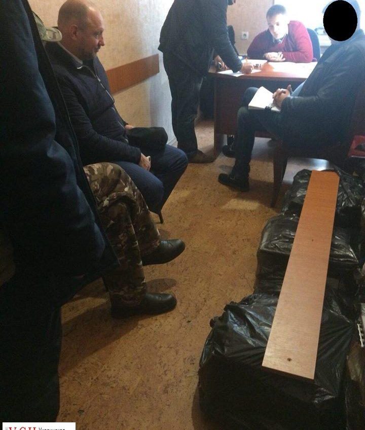 В Одессе задержали членов патриотической организации, грабивших машины (видео) «фото»