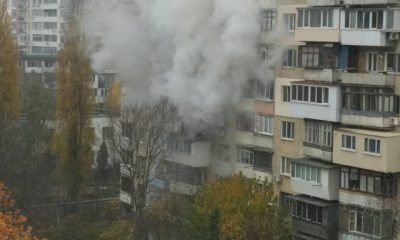 В Одессе из-за неисправной розетки вспыхнул балкон с пластиковой обшивкой (фото) usionline.com В Одессе из-за неисправной розетки вспыхнул балкон с пластиковой обшивкой (фото) «фото»