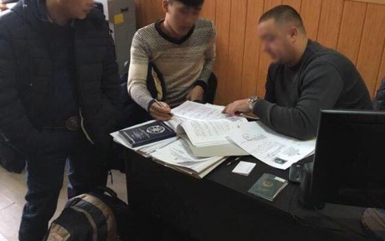 Мошенники выдали вьетнамским нелегалам Одессу за Францию «фото»