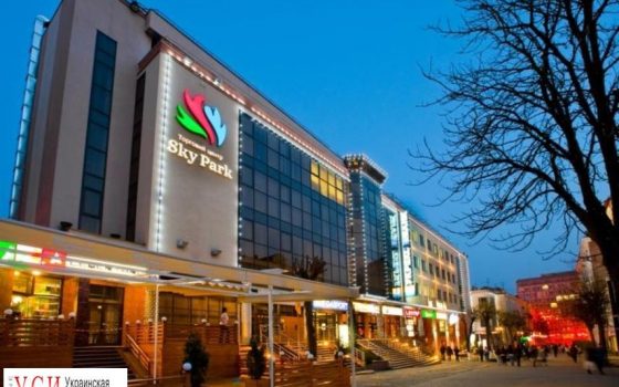 Администрация “Скай парка” опубликовала кадры падения девочки в одесском парке аттракционов (видео) «фото»