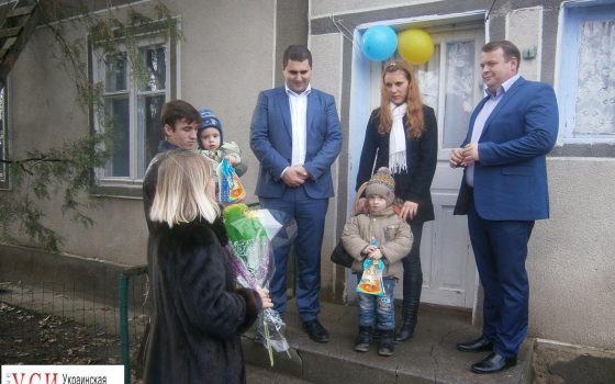 Трое сирот из Саратского района получили жилье к Новому году (фото) «фото»