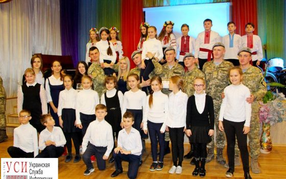 ВИА Военной академии продолжает завоевывать сердца студентов и школьников (фото) «фото»