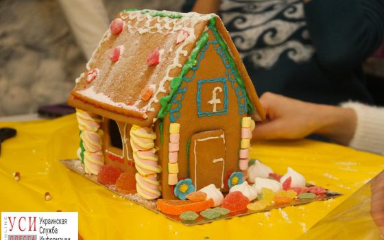 Пальчики оближешь: в Одессе прошел чемпионат пряничных домиков (фото) «фото»