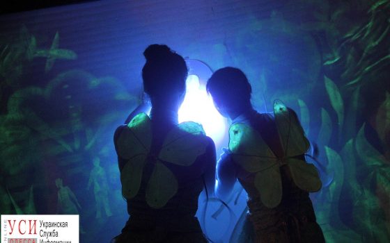 Разорвать круг насилия: у Дюка прошел символический флешмоб (фото) «фото»