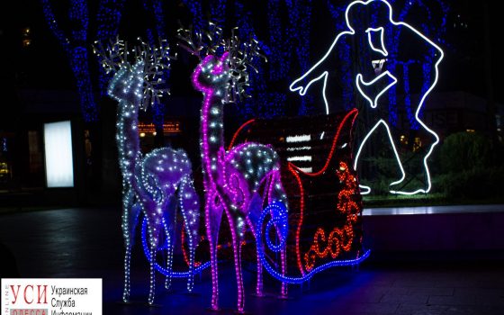 Праздник к нам приходит: как к Новому Году преобразилась Аркадия (фоторепортаж) «фото»