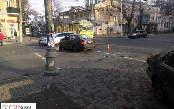 В центре Одессы произошло ДТП с пострадавшими (фото) «фото»