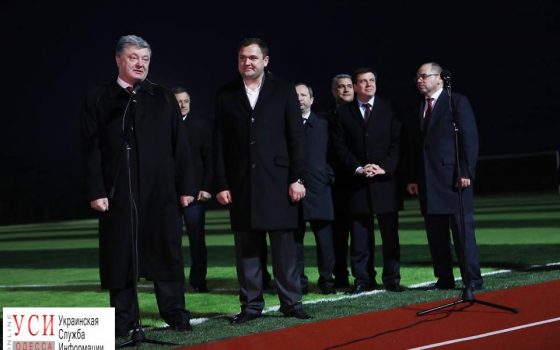 Президент Порошенко посетил Маяки и пообещал открыть школу (фото) «фото»