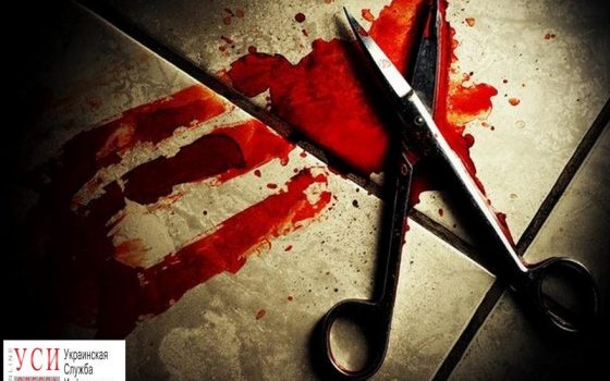 Пьяная ссора: в Одесской области парень чуть не убил ножницами собутыльника «фото»