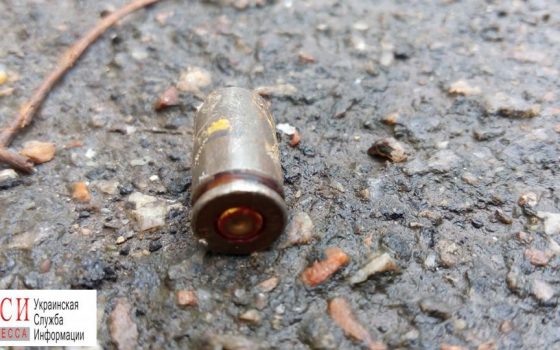 Стрельба на Новосельского: с места преступления так и не убрали гильзы (фото) «фото»