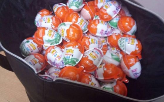 Тридцатилетний одессит украл в магазине больше сотни “киндеров” (фото) «фото»