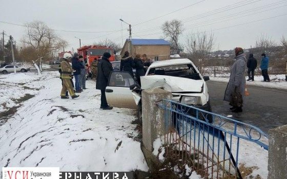 Авария под Одессой: водитель погиб (фото) «фото»