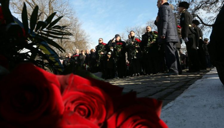 Памяти сотни тысяч погибших одесситов: в городе почтили жертв Холокоста