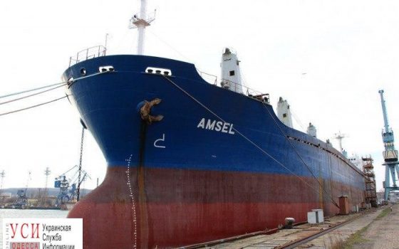 Судовладелец бросил одесских моряков в Болгарии «фото»