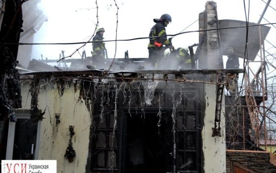 В Крыжановке утром потушили масштабный пожар (фото) «фото»
