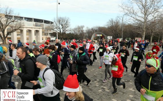 Более 400 одесситов утром 1 января приняли участие в “Забеге обещаний” (фоторепортаж) «фото»