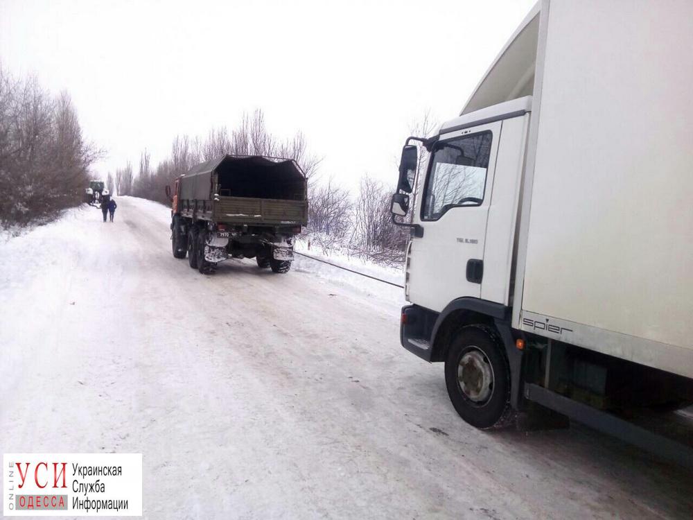 Непогода в Одесской области: на дорогах спасли 185 человек «фото»