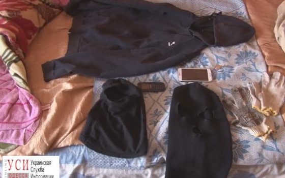 В Суворовском районе банда в балаклавах ограбила АЗС (фото) «фото»