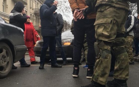 В центре Одессы спецназ с погоней задержал преступника (фото) «фото»