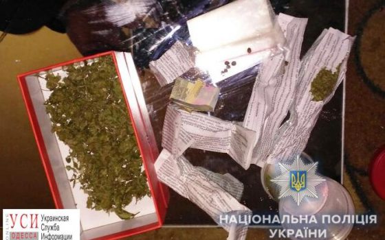 У жителя Болграда нашли пистолет, боеприпасы и наркотики (фото) «фото»