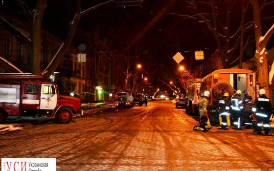 Ночью на Пушкинской эвакуировали жильцов старинного дома из-за пожара в подвале (фото) «фото»