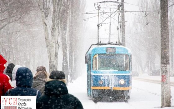 В пяти районах Одесской области из-за сильного ветра оборвались провода «фото»