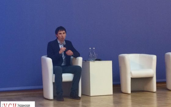 До конца года Кабмин внедрит более 100 е-услуг: одесситы смогут получить их, не выходя из дома «фото»