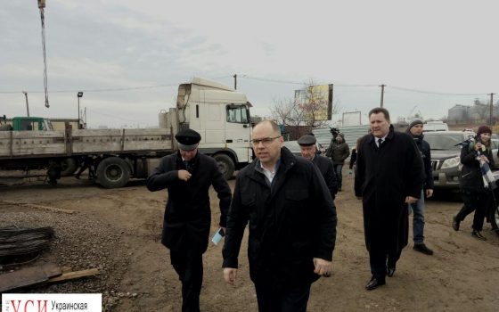 Губернатор посетил стройку моста на Черноморск: объект обещают достроить уже этим летом (фото) «фото»