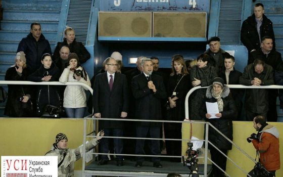 Во Дворце спорта подняли флаг в честь открытия Зимних Олимпийский игр (фоторепортаж) «фото»