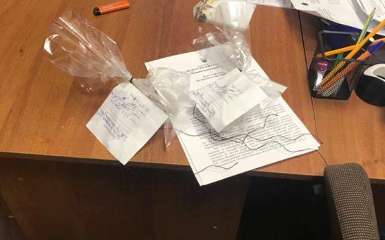 Чиновника Киевской администрации задержали за вымогательство у бизнесмена (фото) «фото»